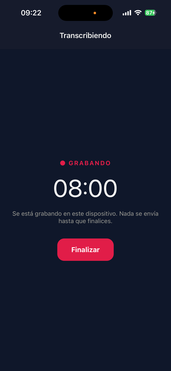 Lexia grabando una reunión en el iPhone, con el tiempo transcurrido y el estado de la grabación